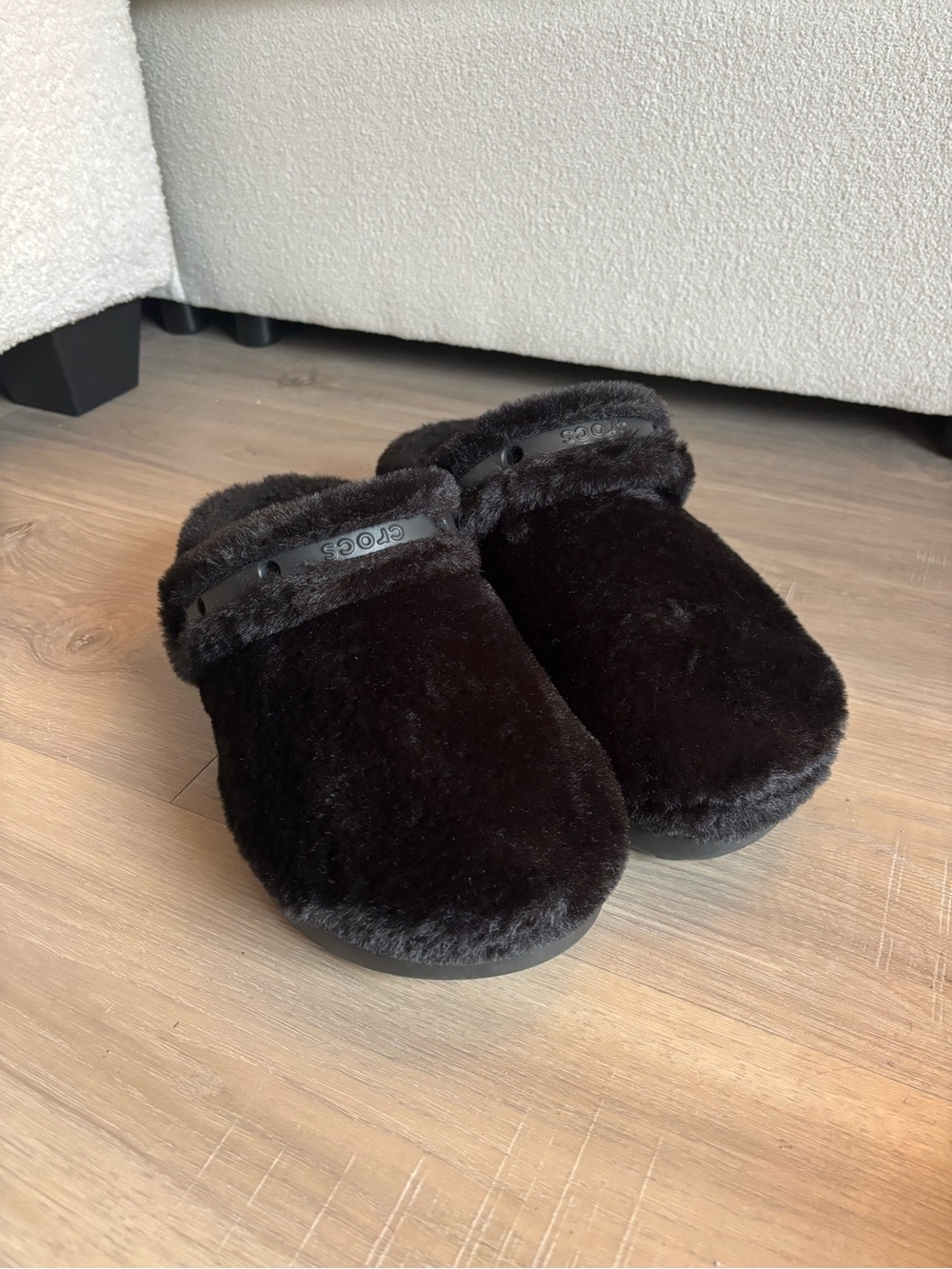 Crocs Fuzzy Shoes M9W11